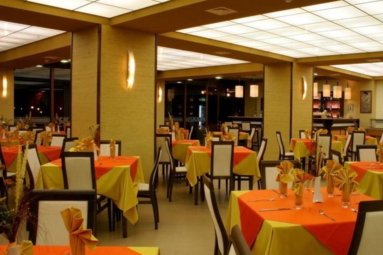 Hotel Iskar & Aquapark Napospart Kültér fotó