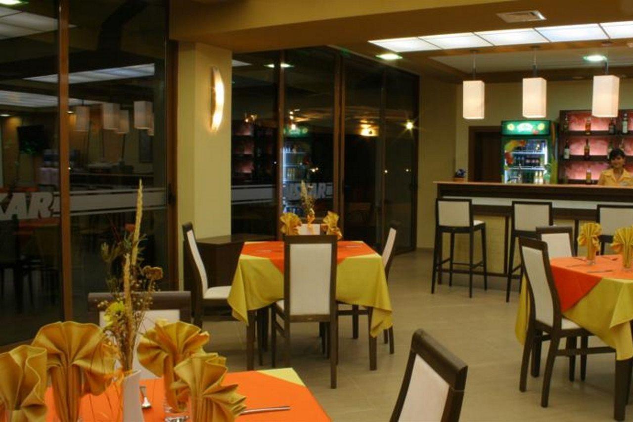 Hotel Iskar & Aquapark Napospart Kültér fotó