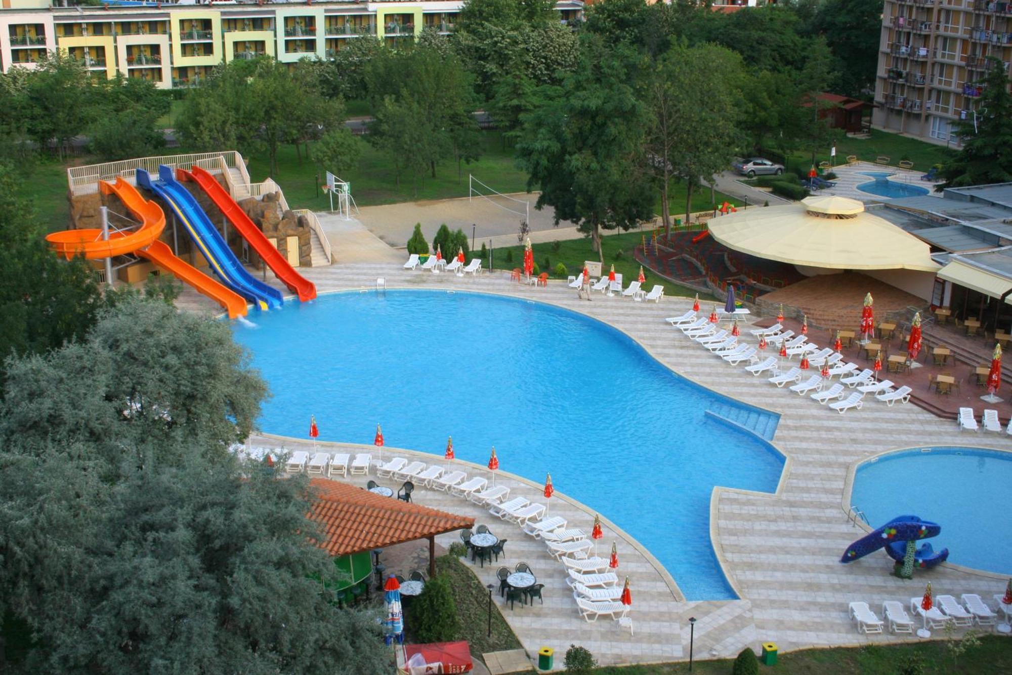 Hotel Iskar & Aquapark Napospart Kültér fotó