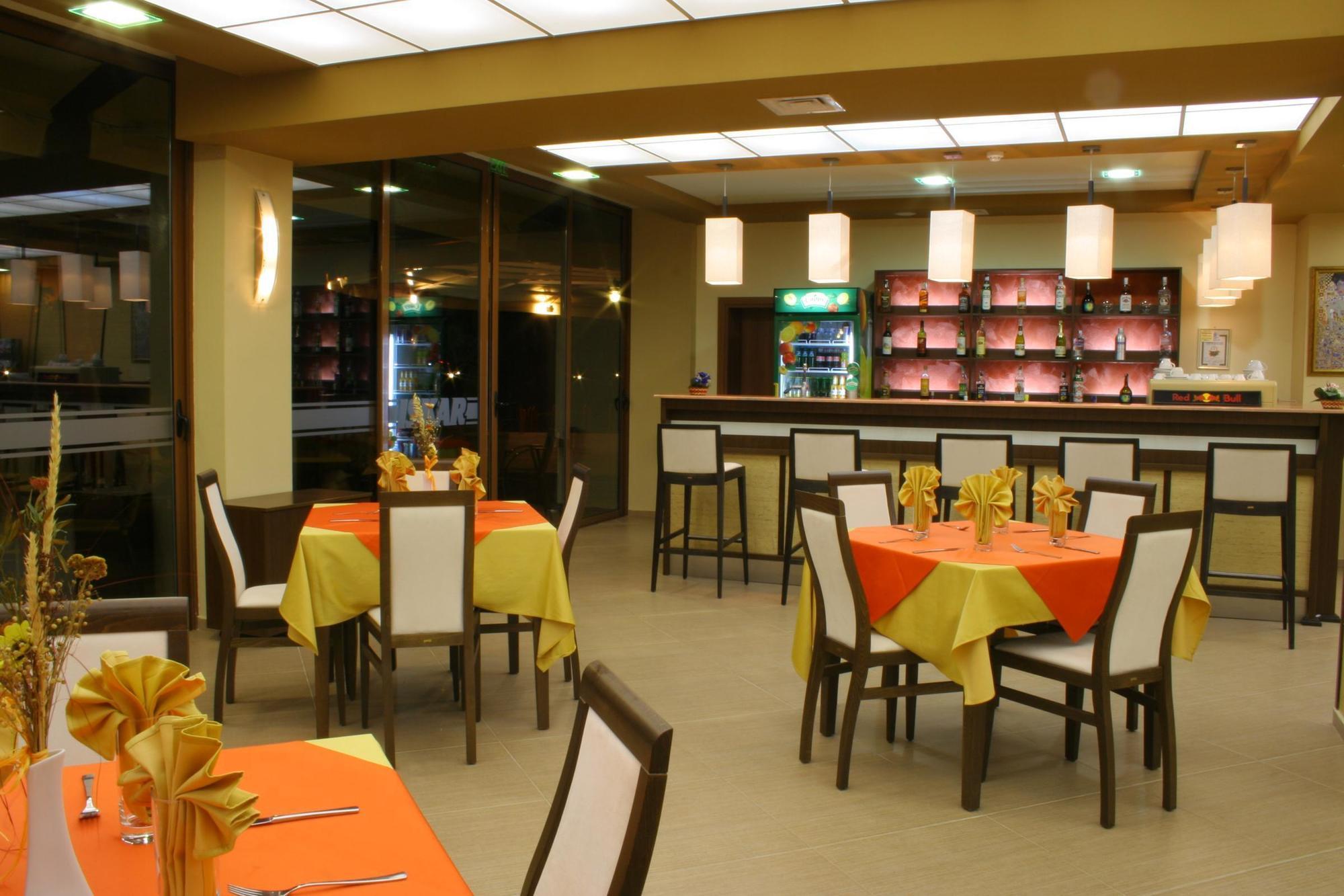Hotel Iskar & Aquapark Napospart Kültér fotó